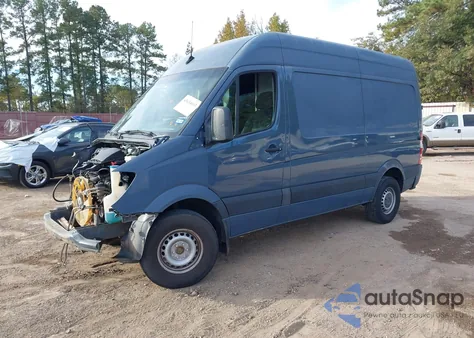 2018 Mercedes-Benz Sprinter 2500 Standard Roof V6 из США, поврежденный, VIN WD3PE7CD9JP633090
